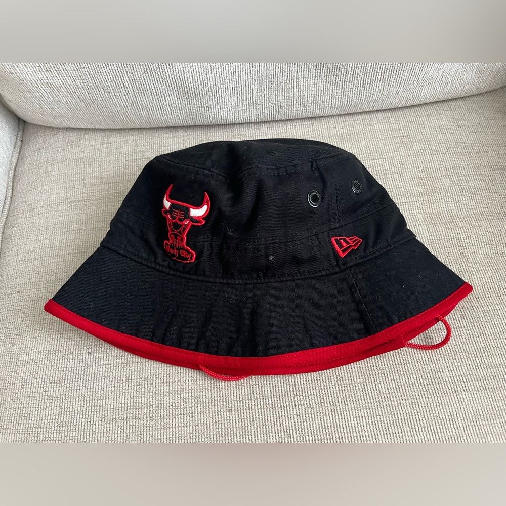 New Era Chicago Bulls Hardwood Classics Bucket Hat size XL